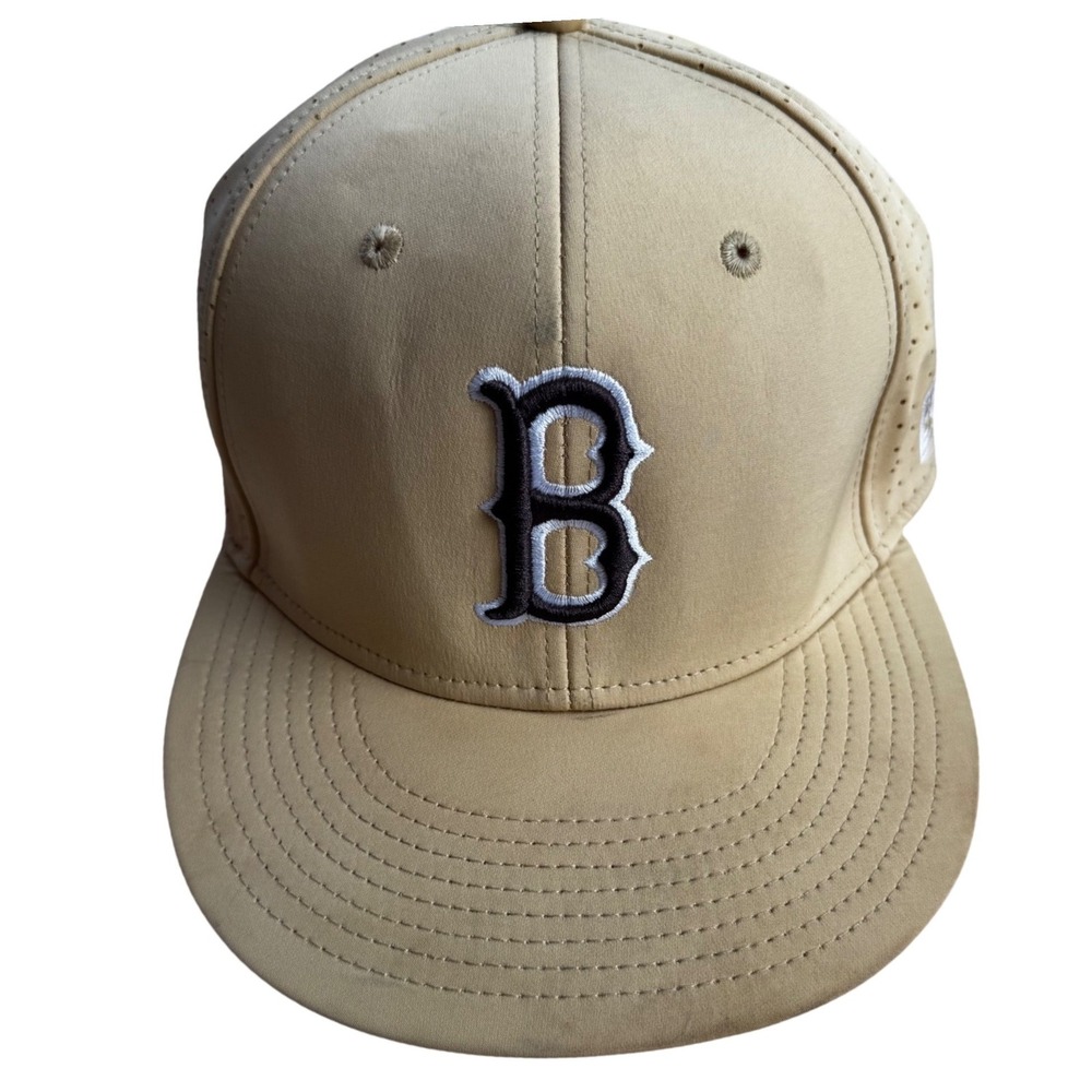 The Game Tan Khaki Boston Red Sox Perforated Stretch Fit Baseball Hat Large